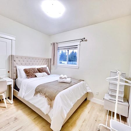 Si & Daniel Home Near Yvr Airport & Skytrain Separate Entry Free Parking Ричмънд Екстериор снимка