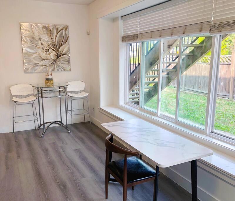 Si & Daniel Home Near Yvr Airport & Skytrain Separate Entry Free Parking Ричмънд Екстериор снимка